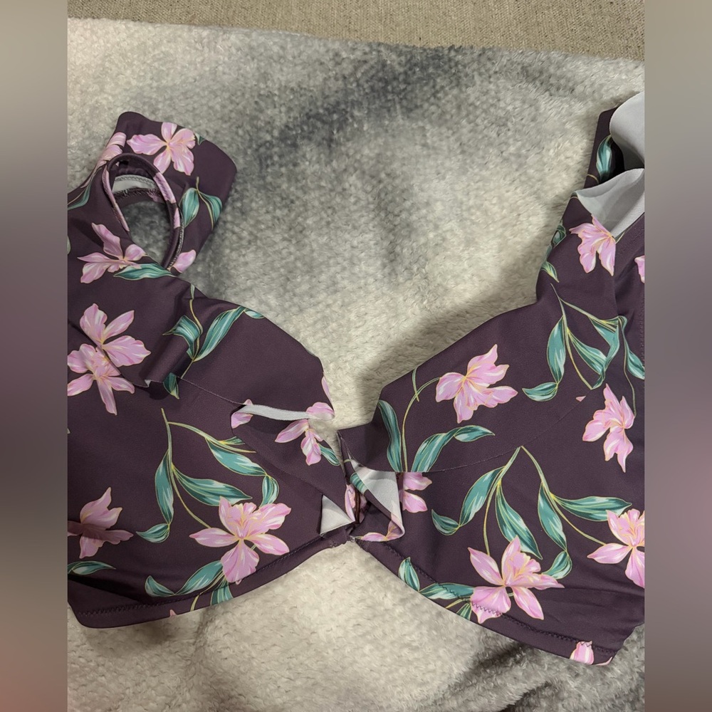 Shade & Shore bikini top